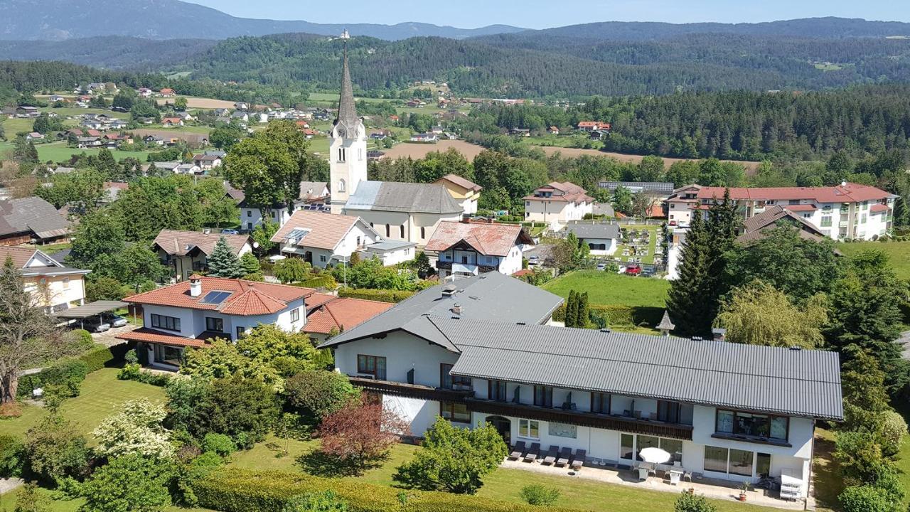 Beautyfarm Landhaus Servus Velden am Woerthersee Exterior photo